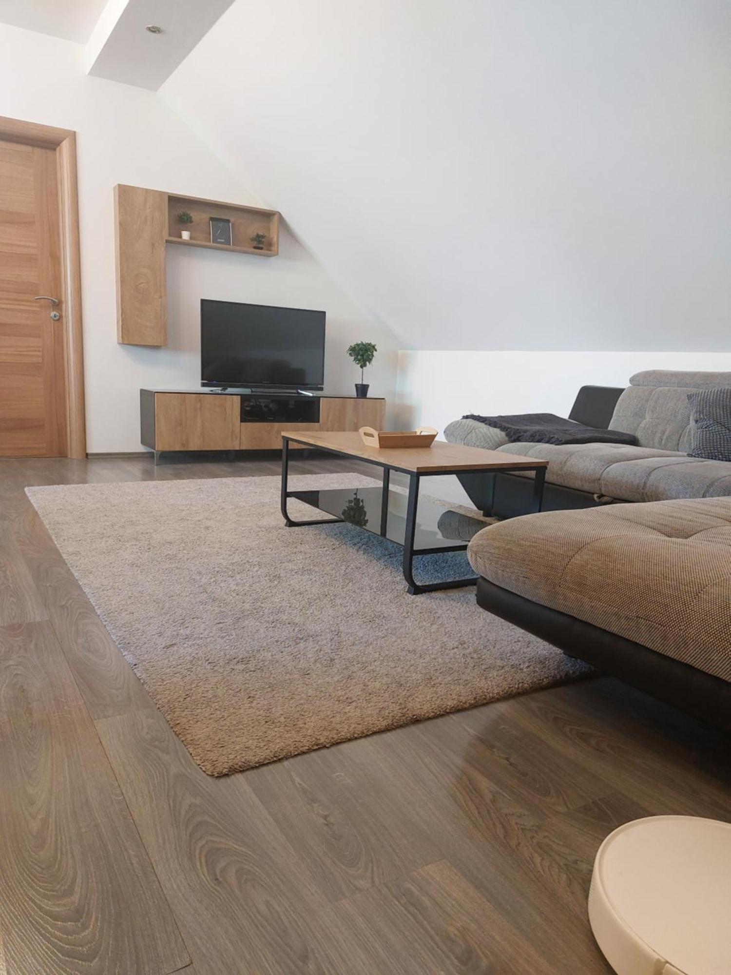 Apartment Cedar Zagreb Airport - Velika Gorica Scitarjevo Esterno foto